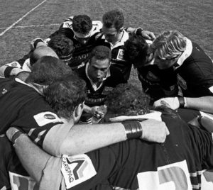Finale scudetto rugby '94: cerchio inizio partita.